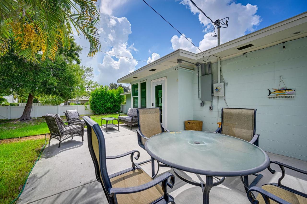 Sunny Sarasota Home With Private Yard And Fire Pit! Ngoại thất bức ảnh