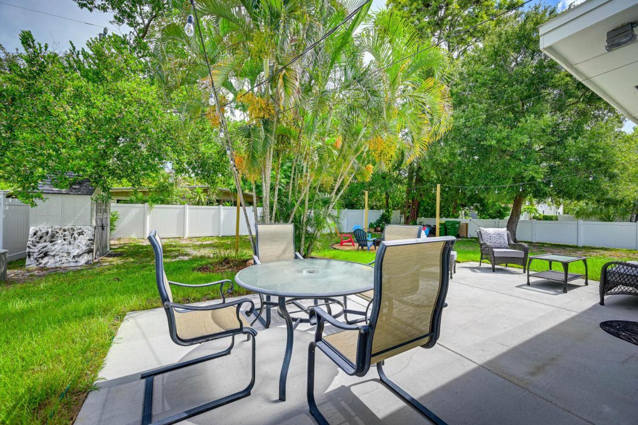 Sunny Sarasota Home With Private Yard And Fire Pit! Ngoại thất bức ảnh